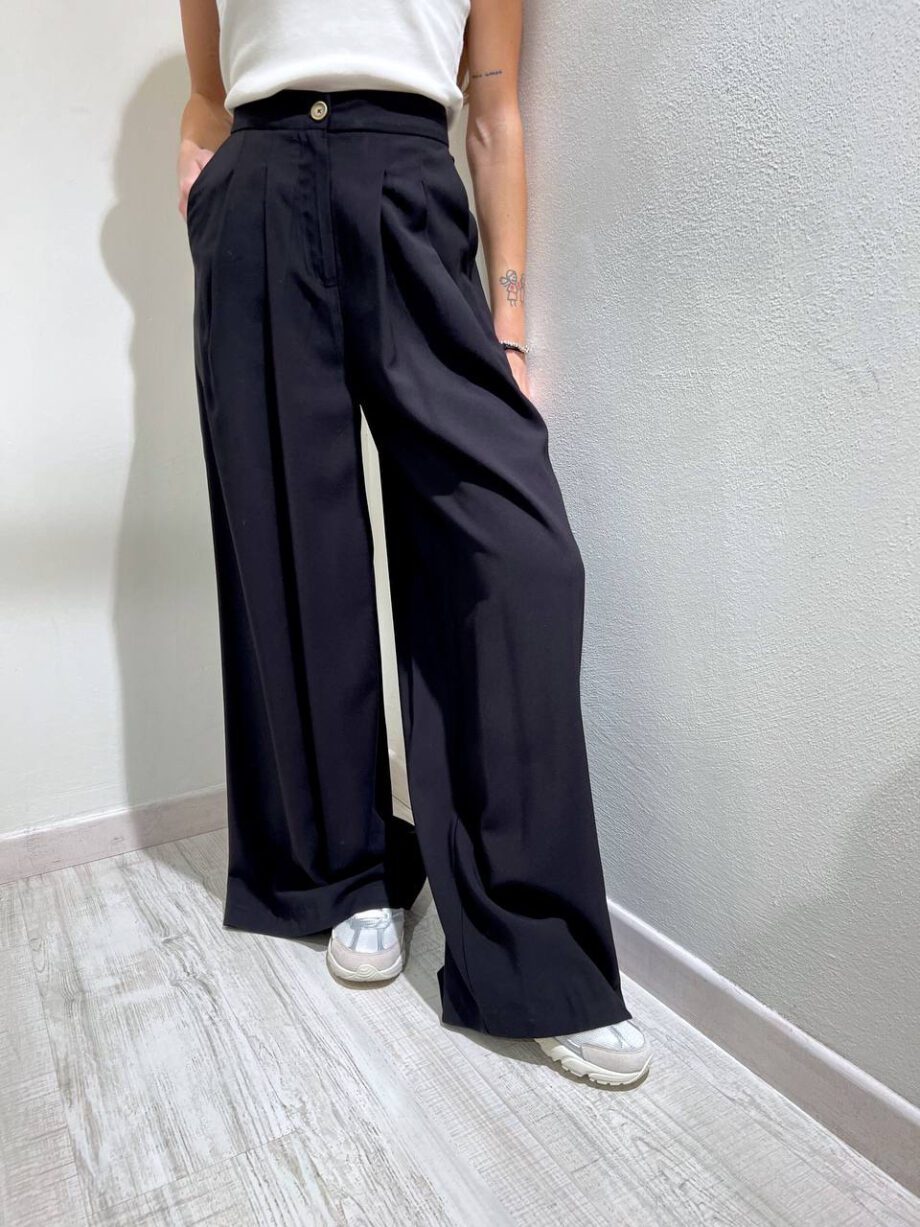 Shop Online Pantalone palazzo nero con pinces HaveOne