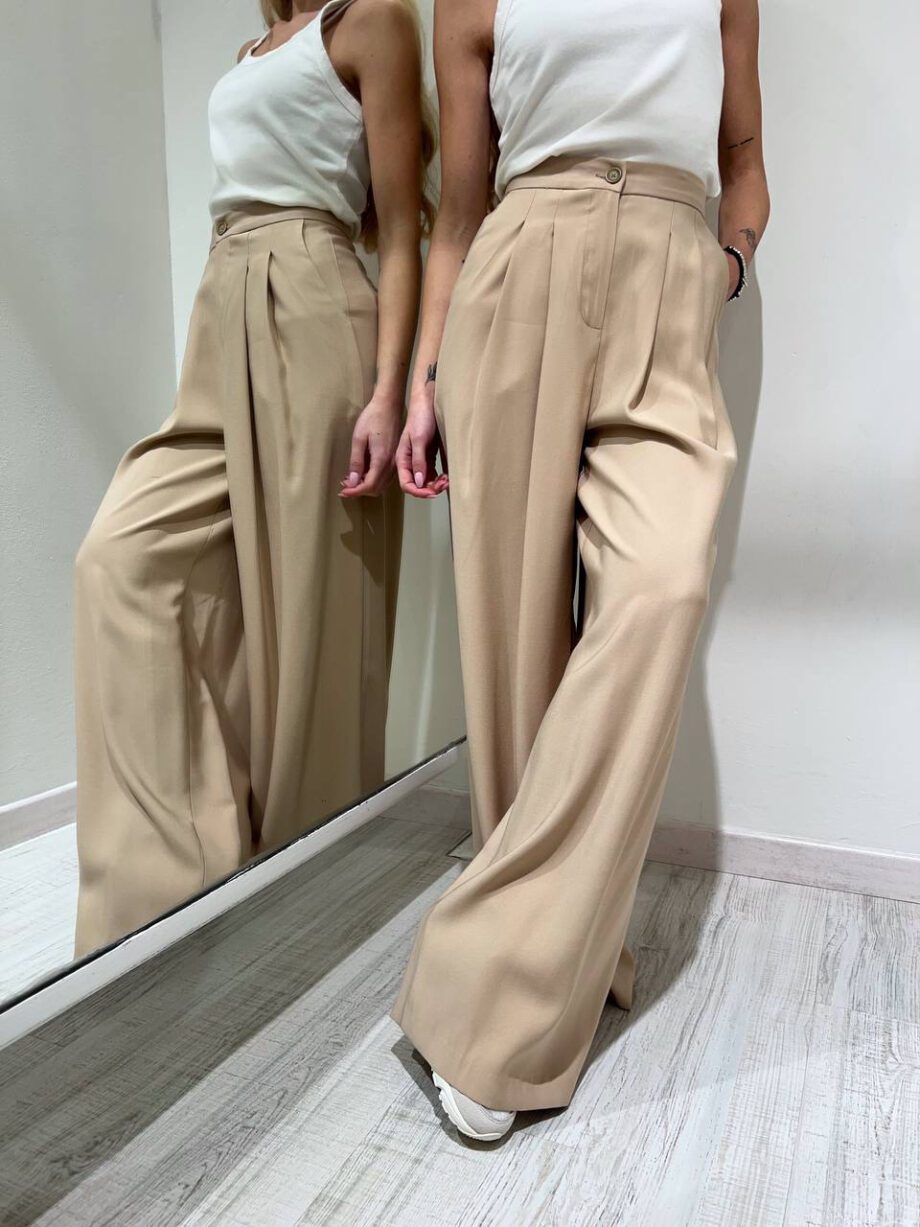 Shop Online Pantalone palazzo beige con pinces HaveOne