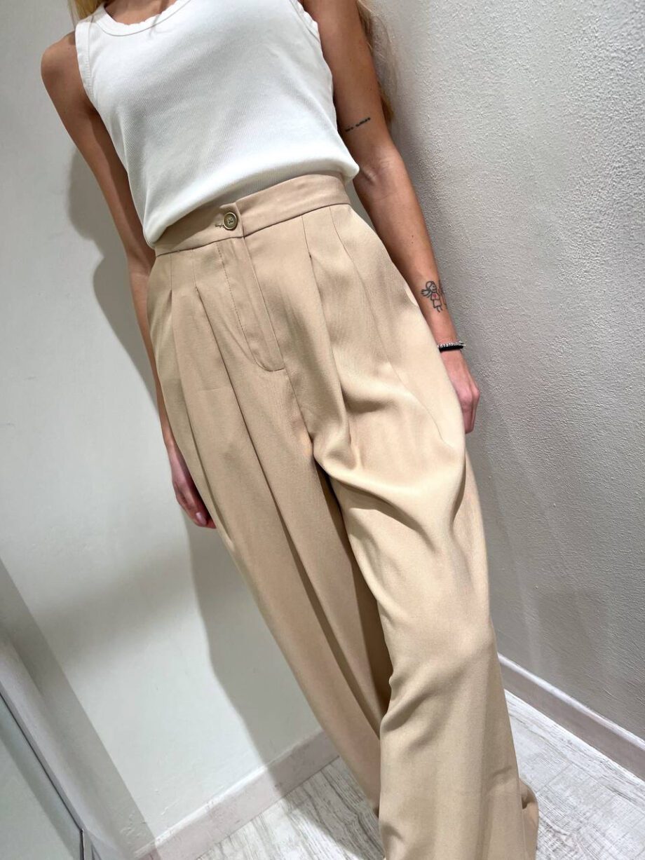 Shop Online Pantalone palazzo beige con pinces HaveOne