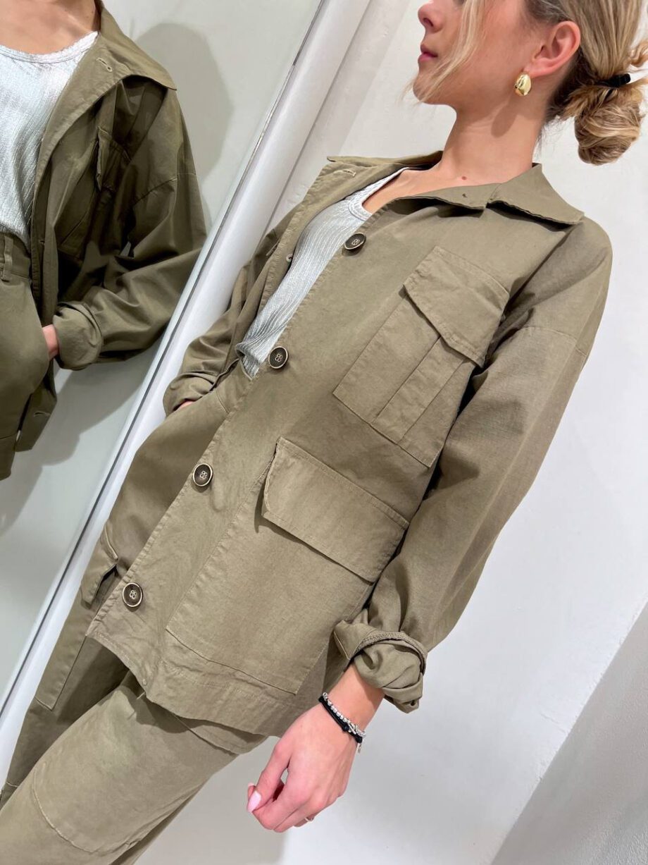 Shop Online Camicia verde militare con tasche HaveOne