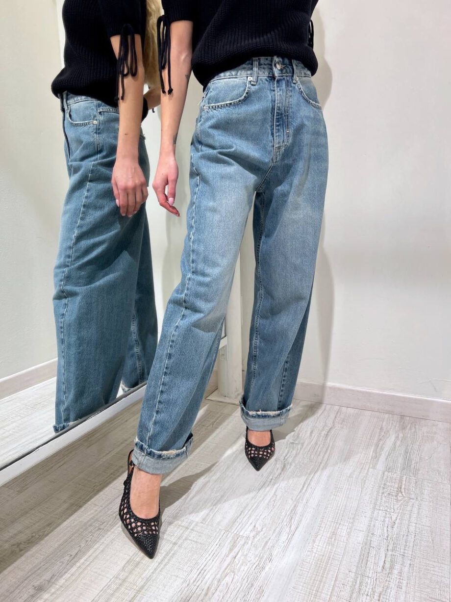 Shop Online Jeans chiaro baggy con rovescia Vicolo