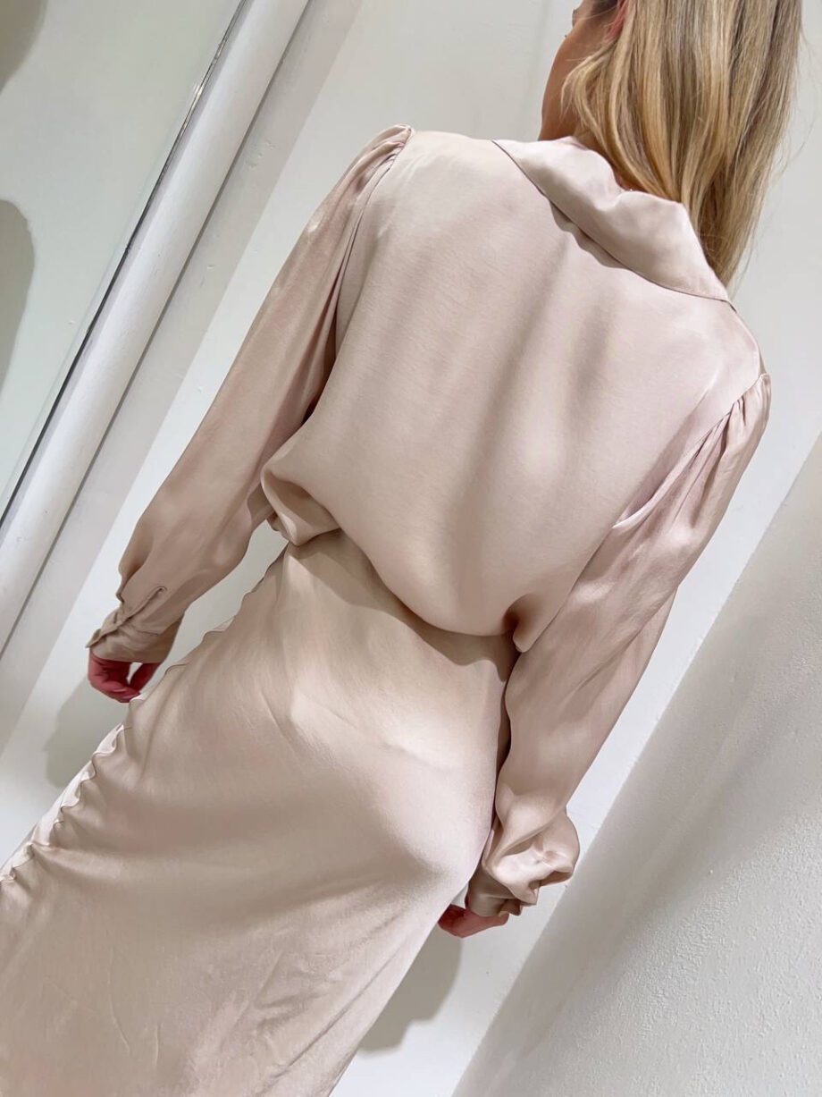 Shop Online Longuette satin marzapane in viscosa HaveOne