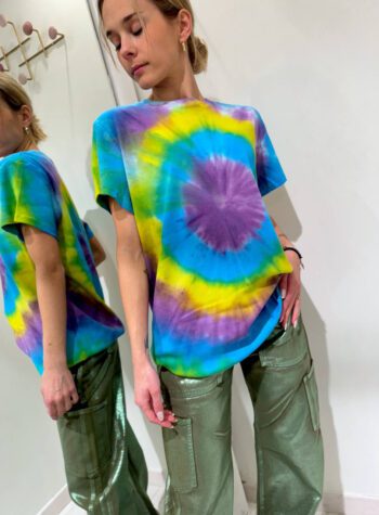 Shop Online T-shirt tie dye viola e gialla Don’t @ me