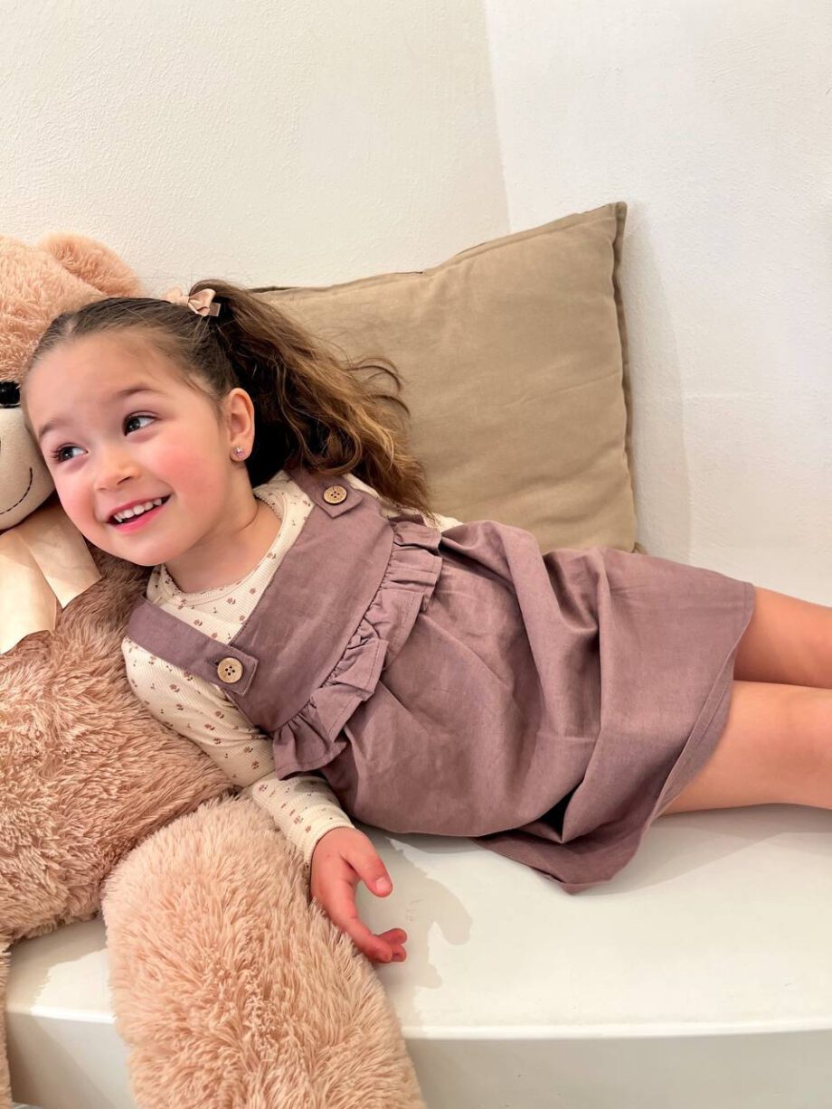 Shop Online Abito salopette con gala prugna Lil’ Atelier