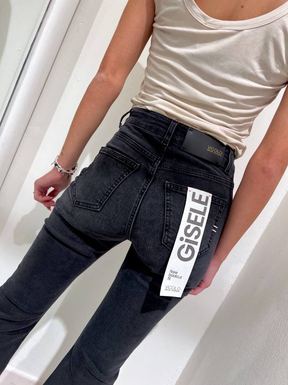 Shop Online Jeans Gisele nero zampetta sfrangiato Vicolo