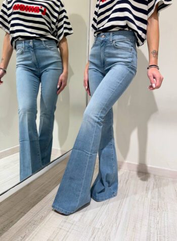 Shop Online Jeans Gisele Flare chiaro a zampa Vicolo