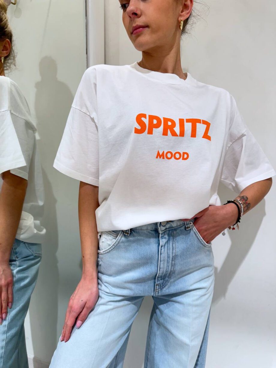Shop Online T-shirt ampia bianca con stampa "spritz mood" Vicolo