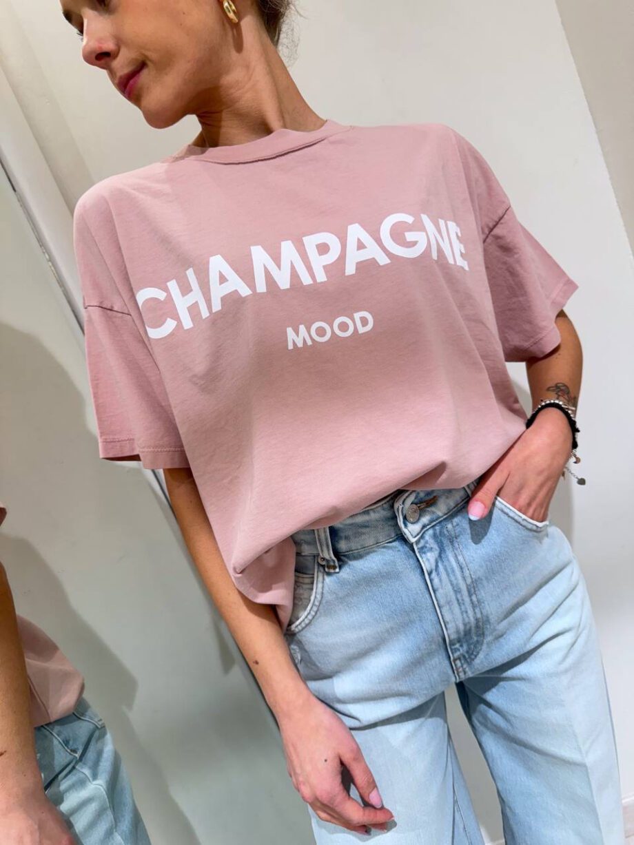 Shop Online T-shirt ampia bianca con stampa “champagne mood” Vicolo