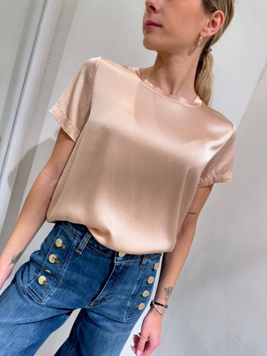 Shop Online T-shirt satin rosa nude in viscosa Vicolo