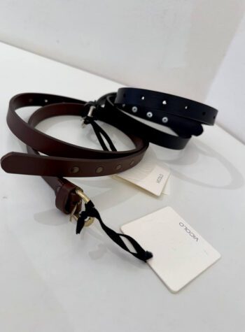 Shop Online Cintura sottile nera con borchie Vicolo