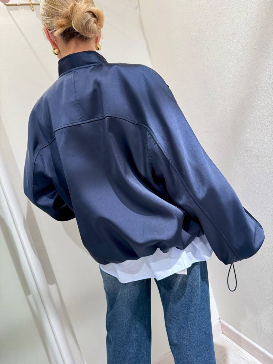 Shop Online Bomber satin oversize blu Vicolo