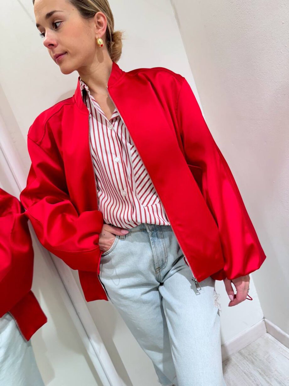 Shop Online Bomber satin oversize rosso Vicolo