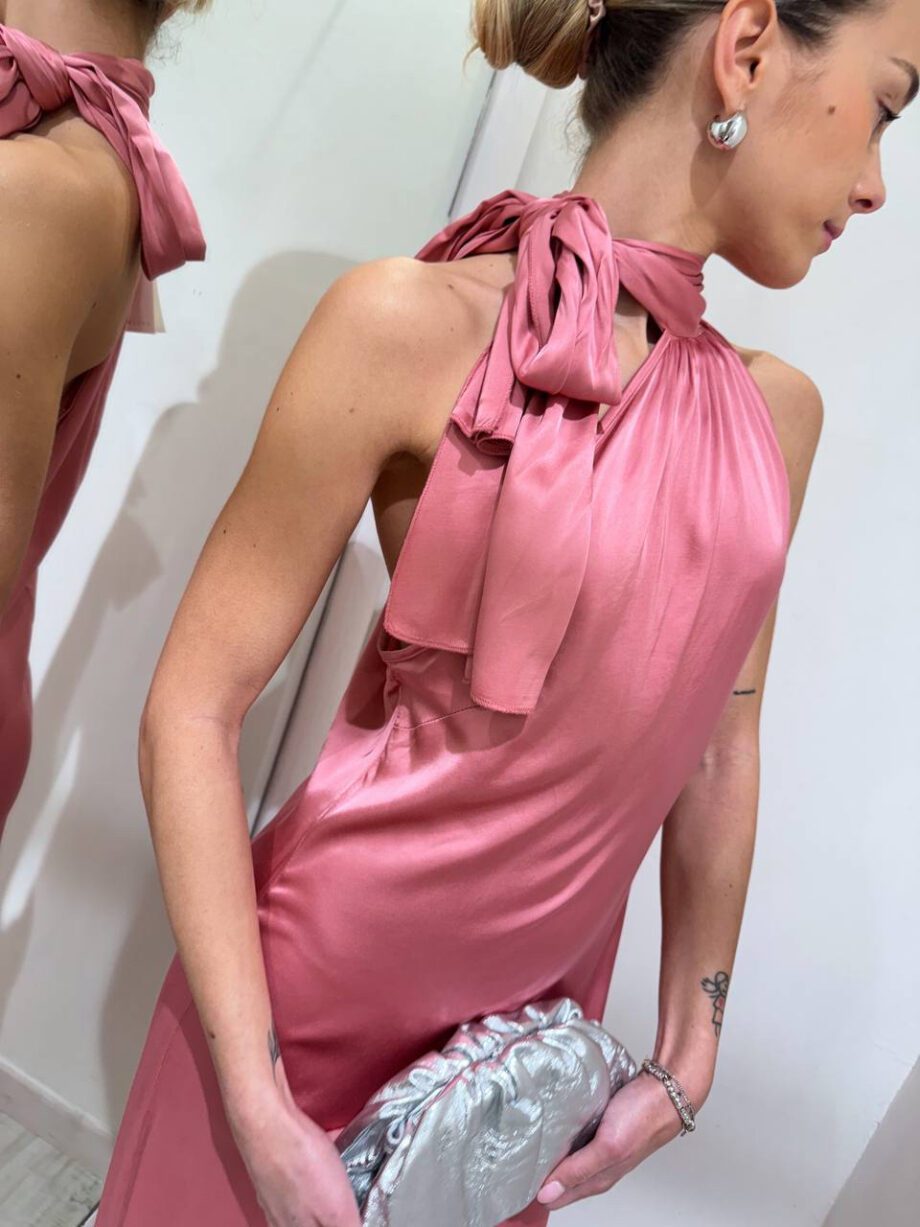Shop Online Vestito lungo satin rosa monospalle HaveOne