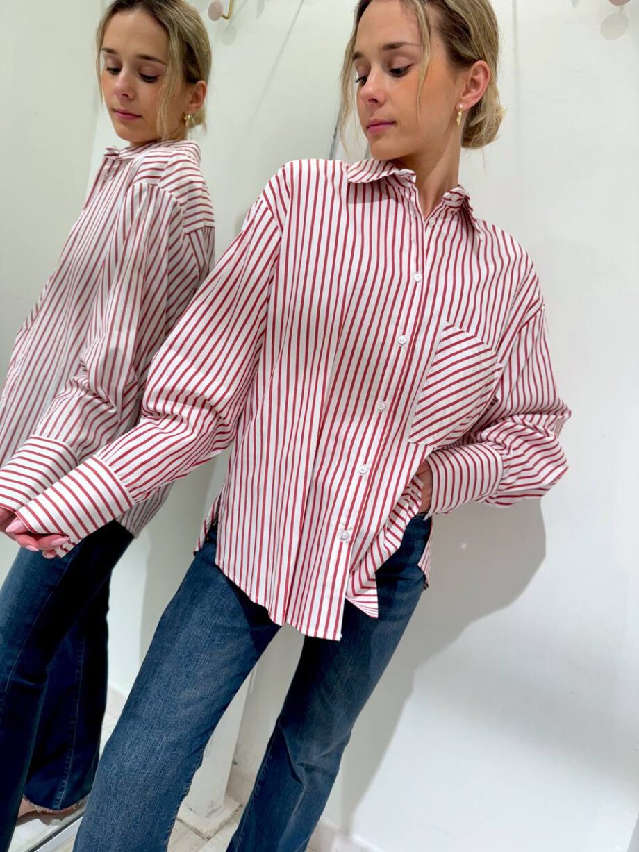 Shop Online Camicia ampia a righe bianca e rossa HaveOne