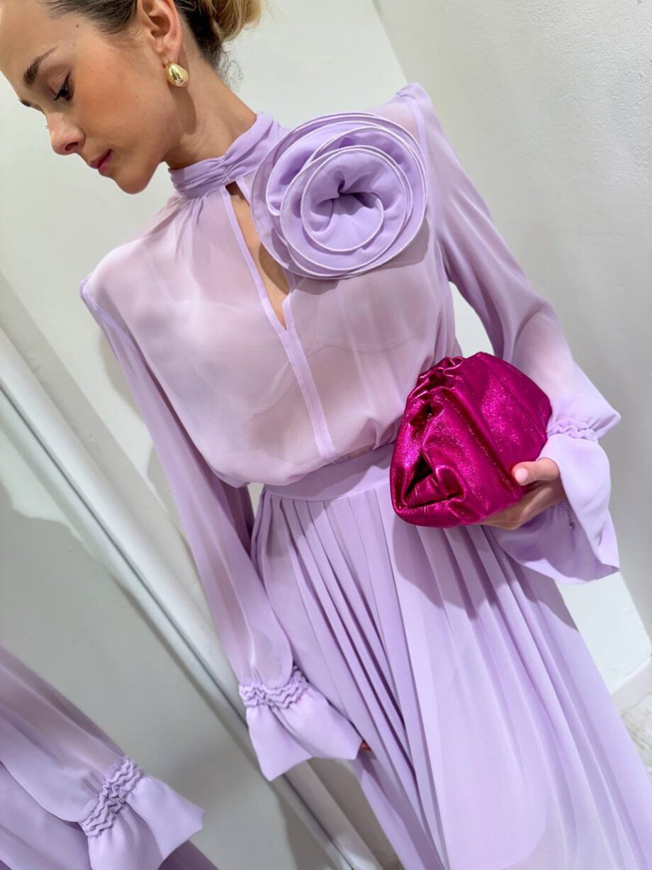 Shop Online Vestito lungo lilla con fiore Kontatto