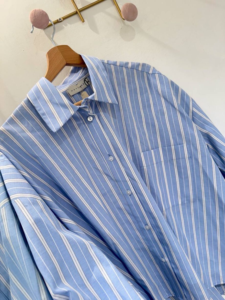 Shop Online Camicia ampia azzurra righe bianche HaveOne