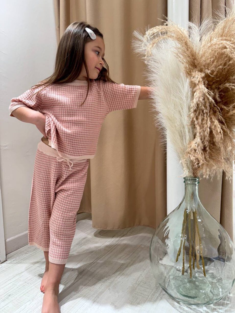 Shop Online Pantalone palazzo corto in maglia rosa Lil' Atelier