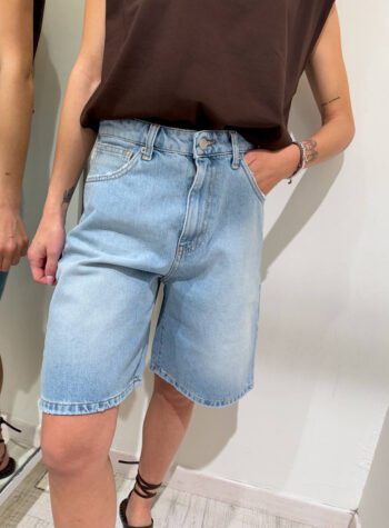 Shop Online Bermuda in denim chiaro Vicolo