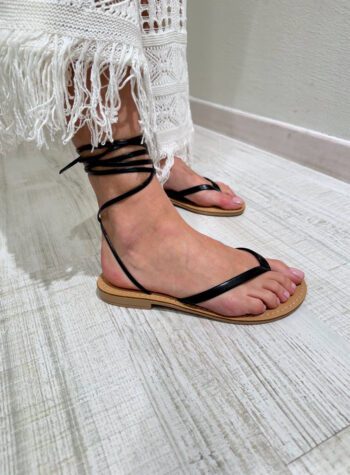 Shop Online Sandalo infradito nero alla schiava Ovyé