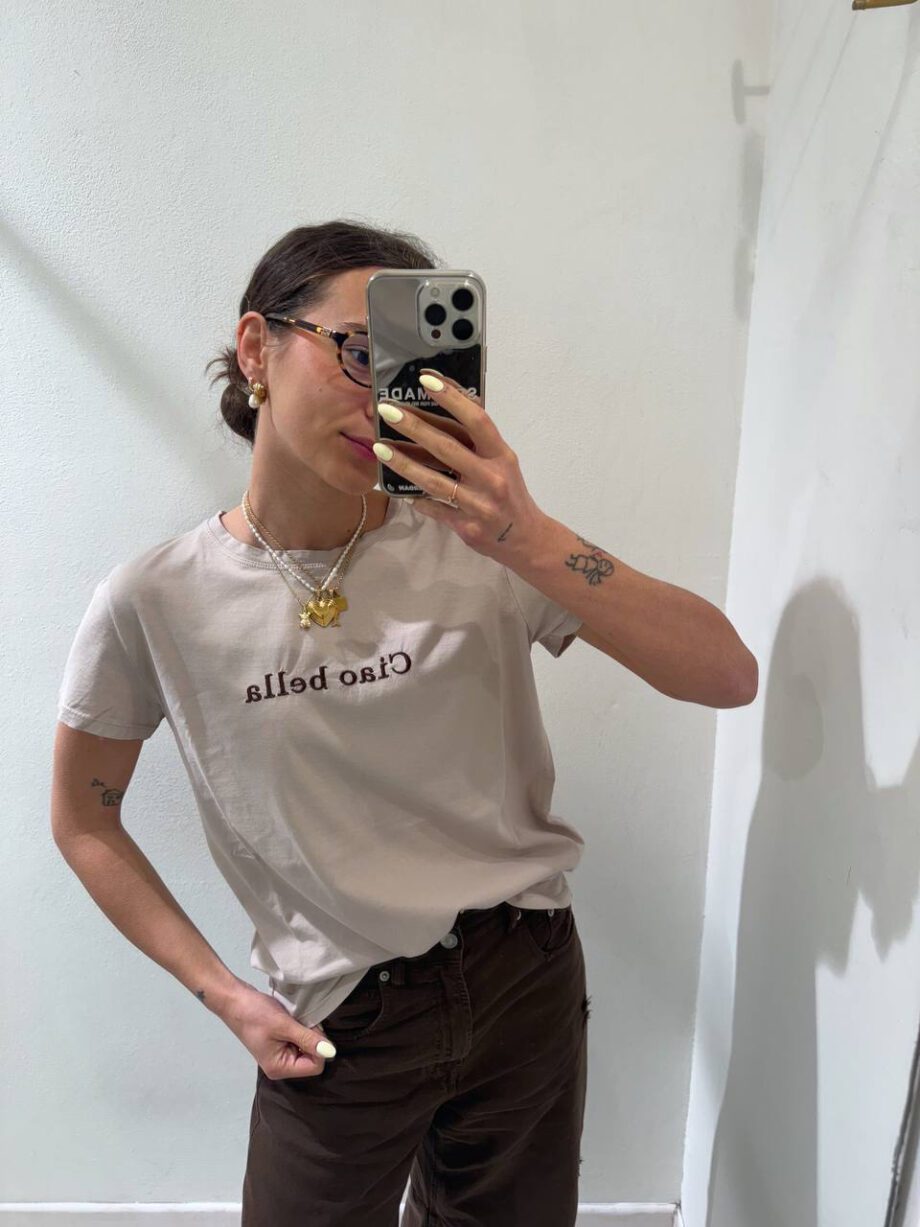 Shop Online T-shirt basic bianca ricamo "penso mille miliardi di cose" Vicolo