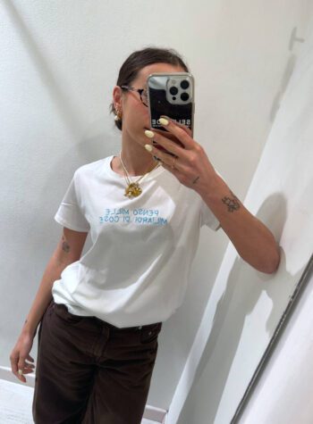 Shop Online T-shirt basic bianca ricamo "penso mille miliardi di cose" Vicolo