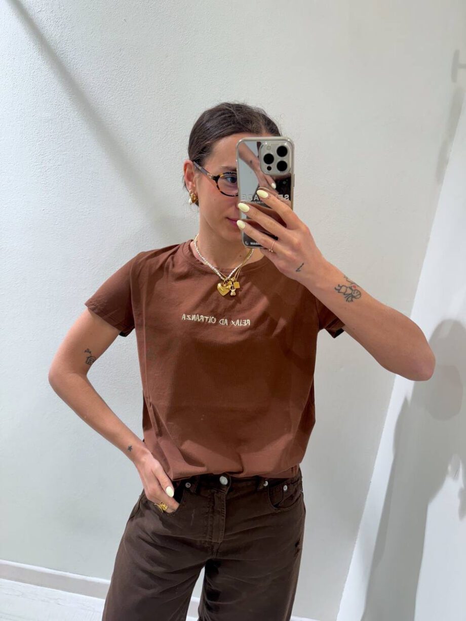 Shop Online T-shirt basic bianca ricamo "penso mille miliardi di cose" Vicolo