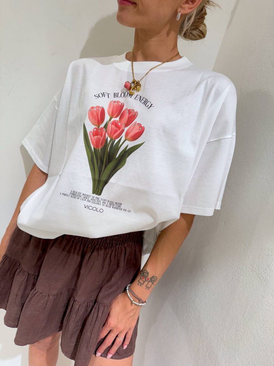 Shop Online Tshirt bianca oversize tulipani e strass Vicolo