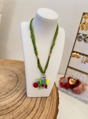 Shop Online Choker in tessuto azzurro charm granchio