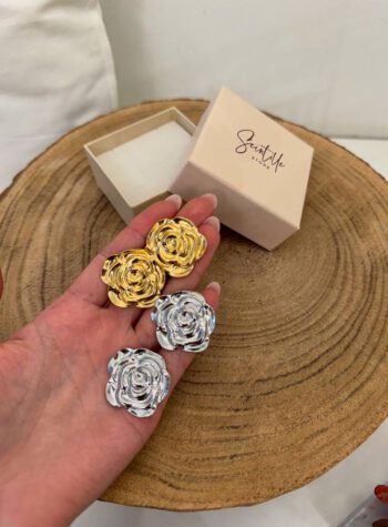 Shop Online Orecchini a forma di fiore argento