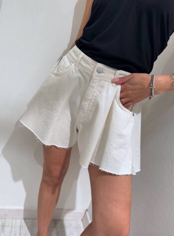 Shop Online Short in denim farfalla burro HaveOne