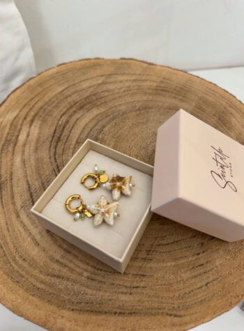 Shop Online Orecchini pendenti stella marina colorata