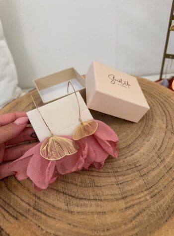 Shop Online Orecchini fiore in tessuto marrone