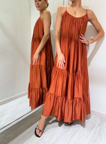 Shop Online Vestito lungo in raso arancio a balze Vicolo