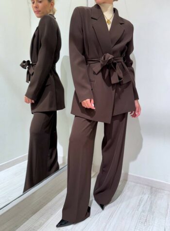 Shop Online Blazer moro con cintura Vicolo