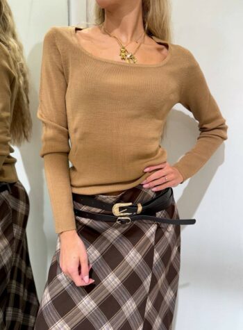 Shop Online Maglia cammello costine scollo madonna HaveOne