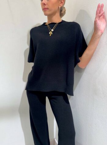 Shop Online Maglia ampia nera manica pipistrello Kontatto