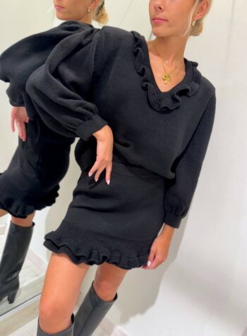 Shop Online Maglia nera con rouches e spalline imbottite HaveOne
