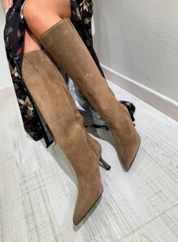 Shop Online Stivale alto tortora in camosco Ovyè