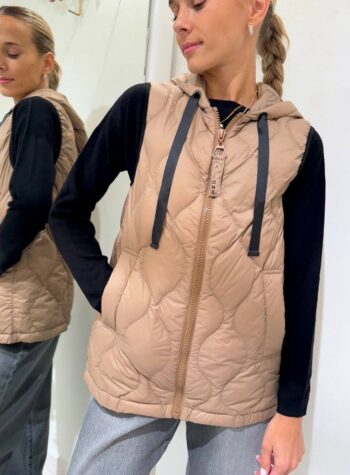 Shop Online Piumino smanicato cammello HaveOne