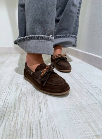 Shop Online Mocassino barca in camoscio moro Ovyè