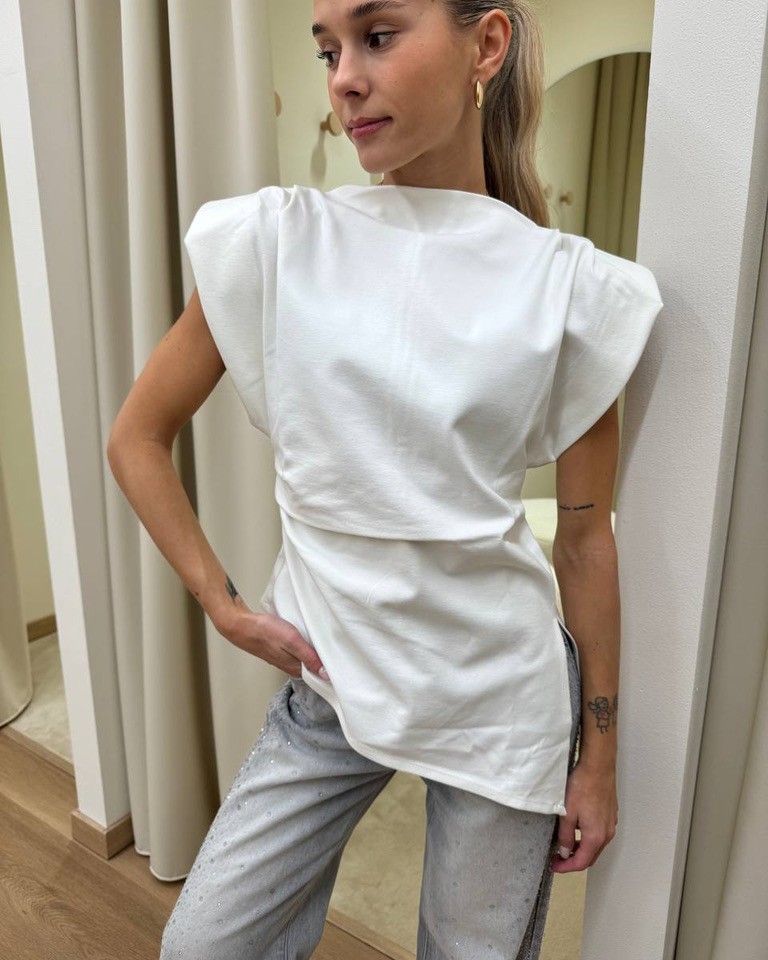 Top bianco asimmetrico spallina imbottita AnnaRita N Shop Online Top bianco asimmetrico spallina imbottita AnnaRita N