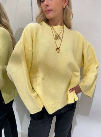 Shop Online Maglione ampio girocollo giallo pastello Kontatto