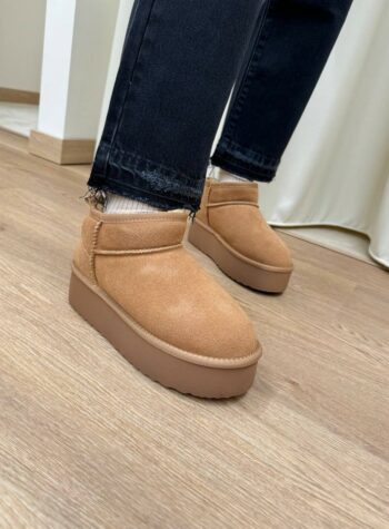 Stivaletto mini in suede camel platform Ovyè Shop Online Stivaletto mini in suede camel platform Ovyè