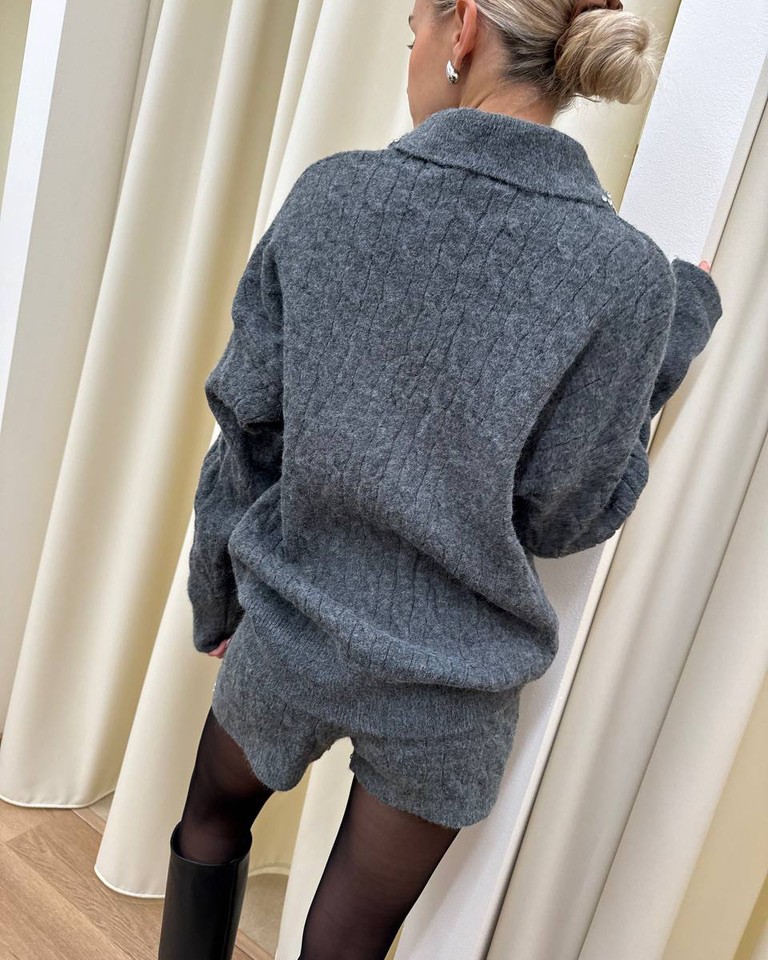 Completo Nibbiola in maglia short e maglione grigio con strass Odì Odì Shop Online Completo Nibbiola in maglia short e maglione grigio con strass Odì Odì