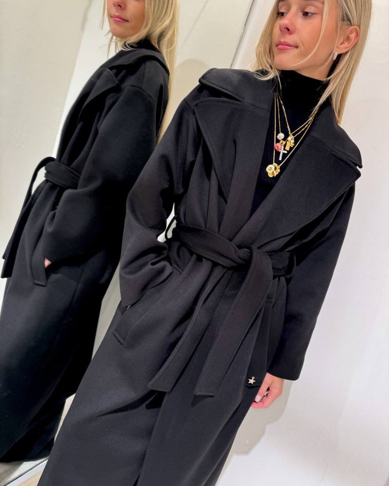 Cappotto lungo nero con fusciacca Souvenir Shop Online Cappotto lungo nero con fusciacca Souvenir