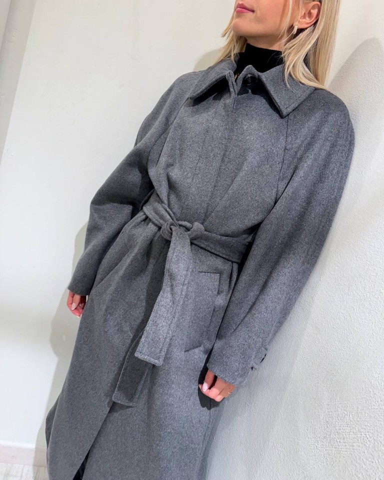 Cappotto grigio lungo con fusciacca Kontatto Shop Online Cappotto grigio lungo con fusciacca Kontatto