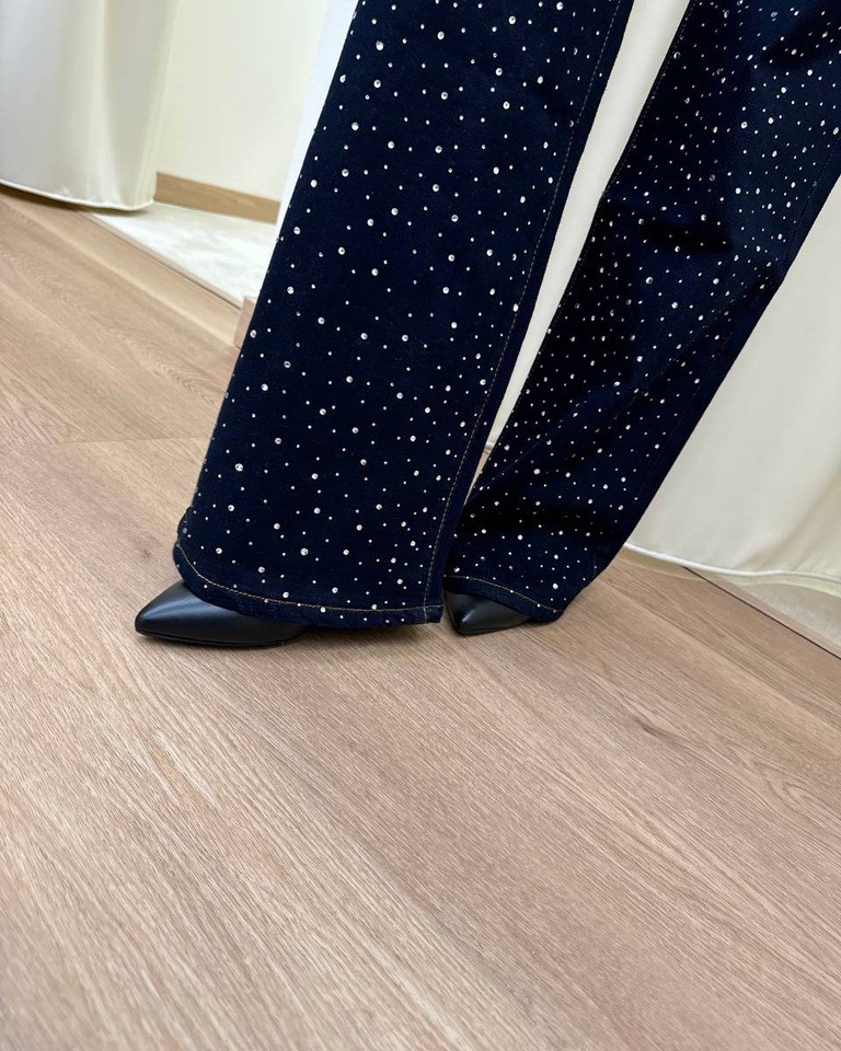 Jeans dritto Corbara con strass Odì Odì Shop Online Jeans dritto Corbara con strass Odì Odì