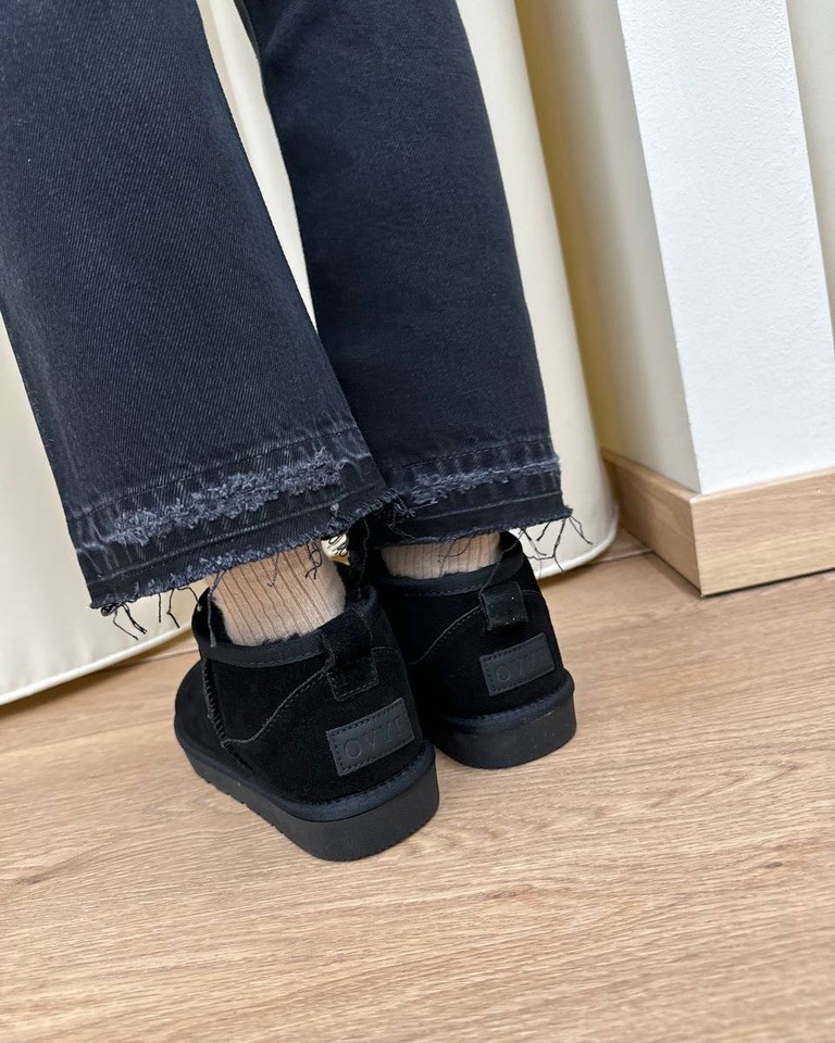 Stivaletto mini in suede nero Ovyè Shop Online Stivaletto mini in suede nero Ovyè
