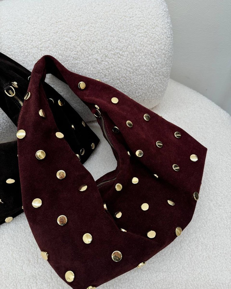 Borsa luna bordeaux in camoscio con borchie Shop Online Borsa luna bordeaux in camoscio con borchie
