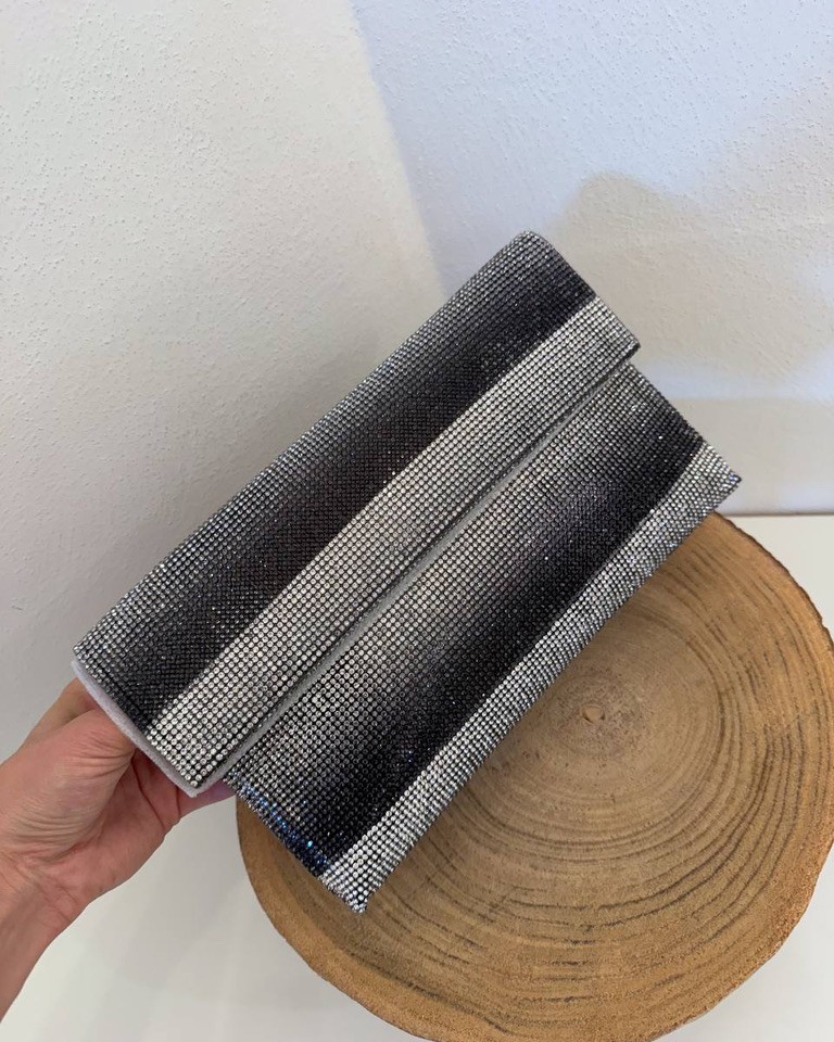 Pochette Alkes con strass argento Twentyfourhaitch Shop Online Pochette Alkes con strass argento Twentyfourhaitch